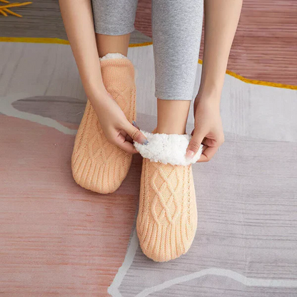 Women’s Non-Slip Thermal Fleece Grip Socks