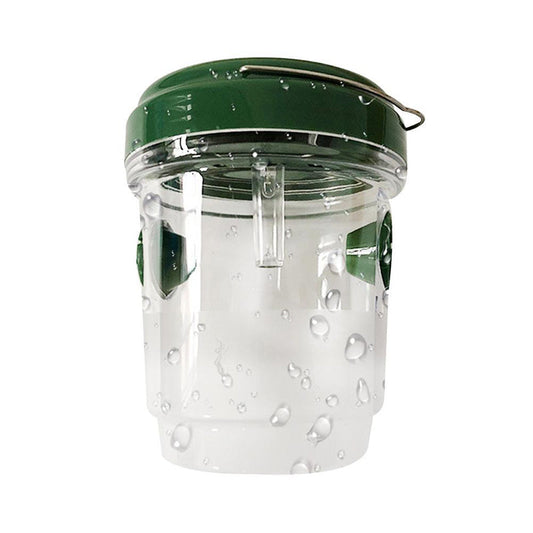 Solar-powered wasp trap with anti-escape design